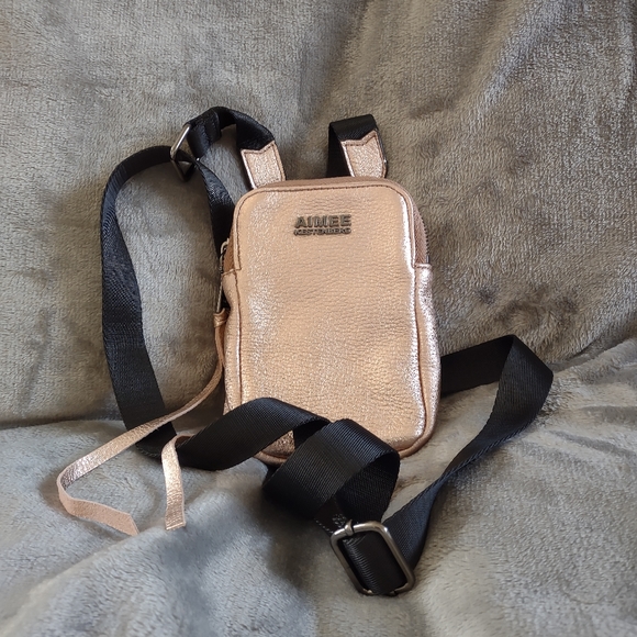 Aimee Kestenburg Pink Metallic Just Saying Crossbody Purse - Picture 7 of 13